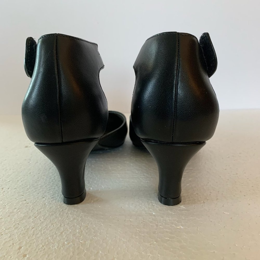 Array Charlie Nappa Pump - Size 9m - image 4